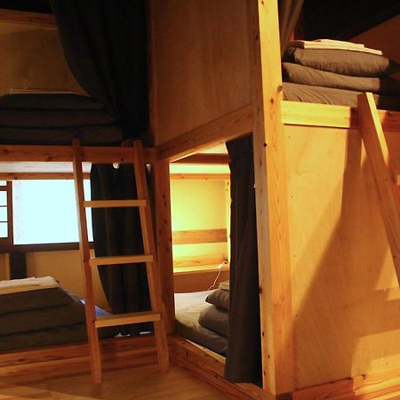 Hostel & Tatami Bar Uchikobare -内子晴れ- Exteriér fotografie