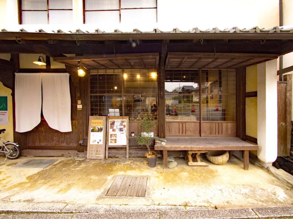 Hostel & Tatami Bar Uchikobare -内子晴れ- Exteriér fotografie