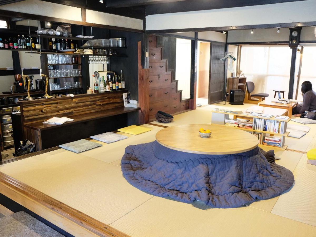 Hostel & Tatami Bar Uchikobare -内子晴れ- Exteriér fotografie