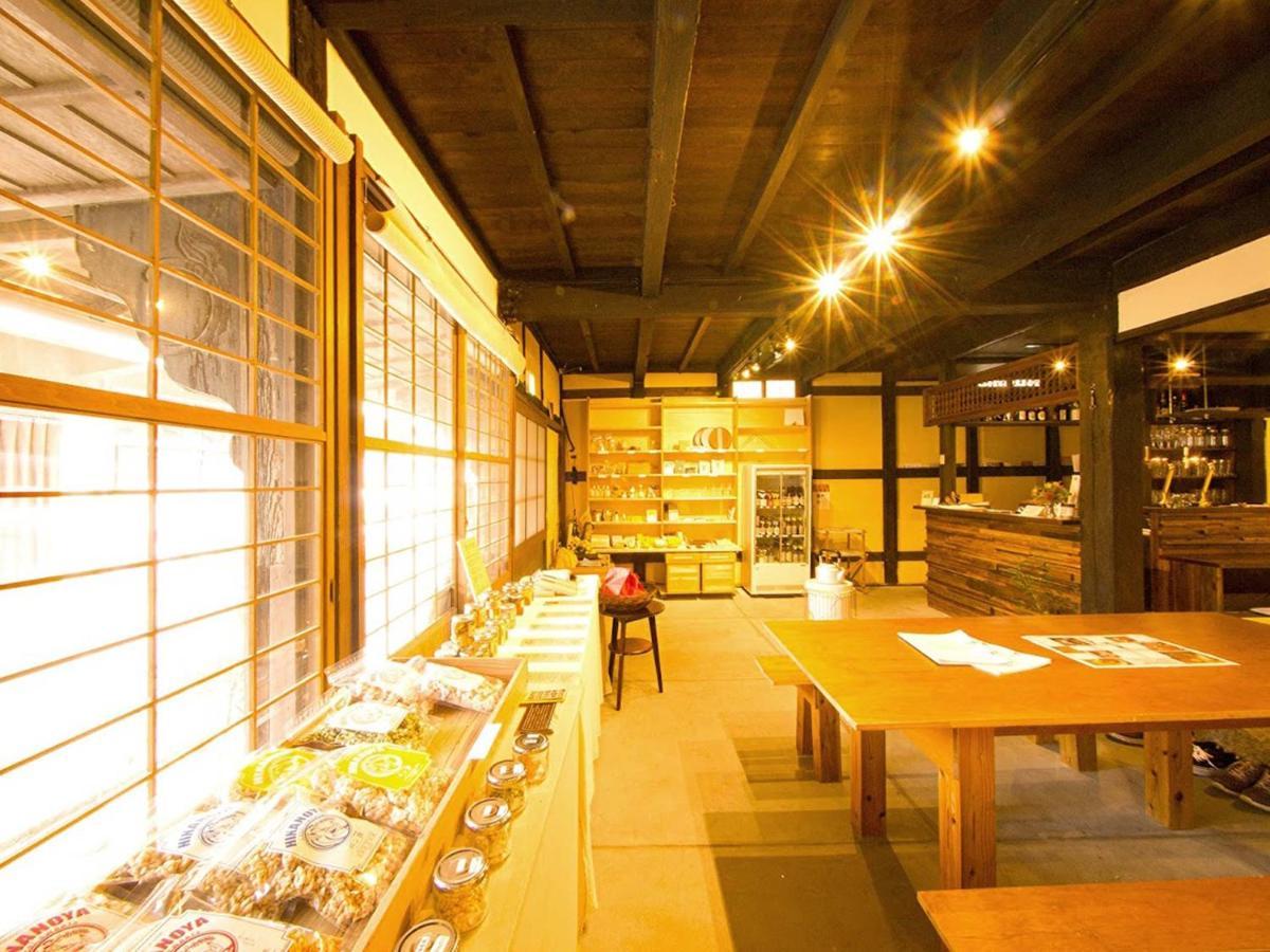 Hostel & Tatami Bar Uchikobare -内子晴れ- Exteriér fotografie