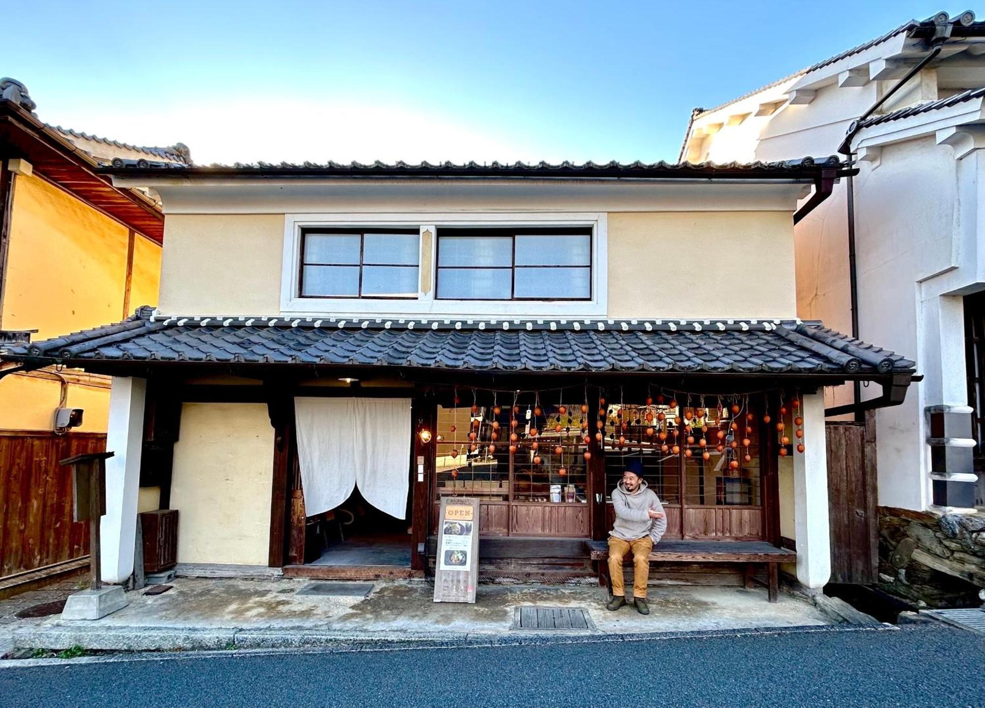 Hostel & Tatami Bar Uchikobare -内子晴れ- Exteriér fotografie