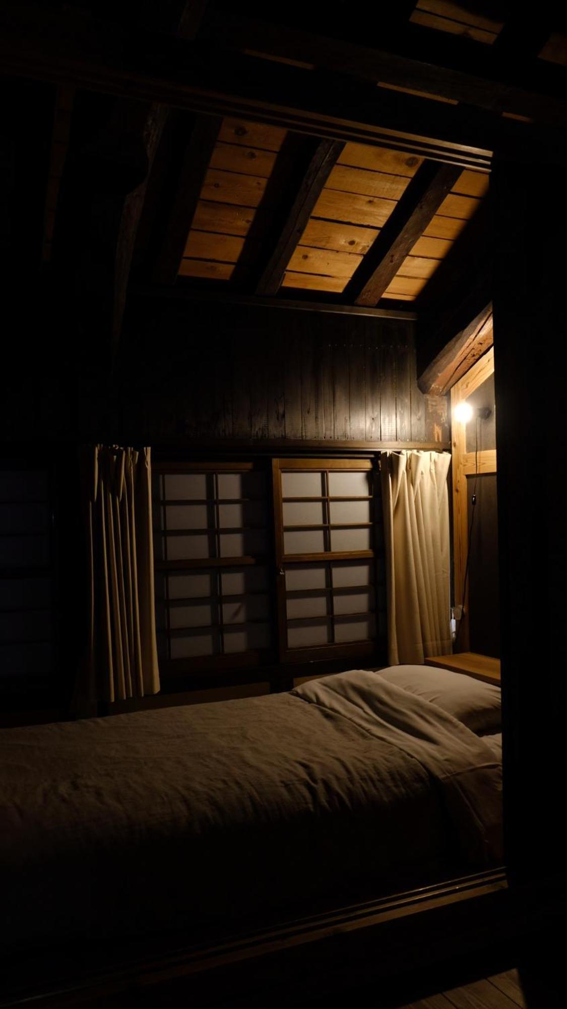 Hostel & Tatami Bar Uchikobare -内子晴れ- Exteriér fotografie