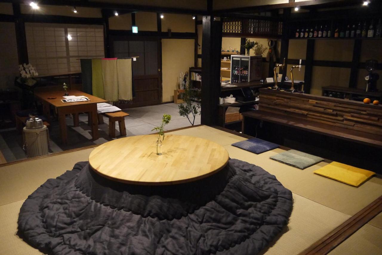Hostel & Tatami Bar Uchikobare -内子晴れ- Exteriér fotografie