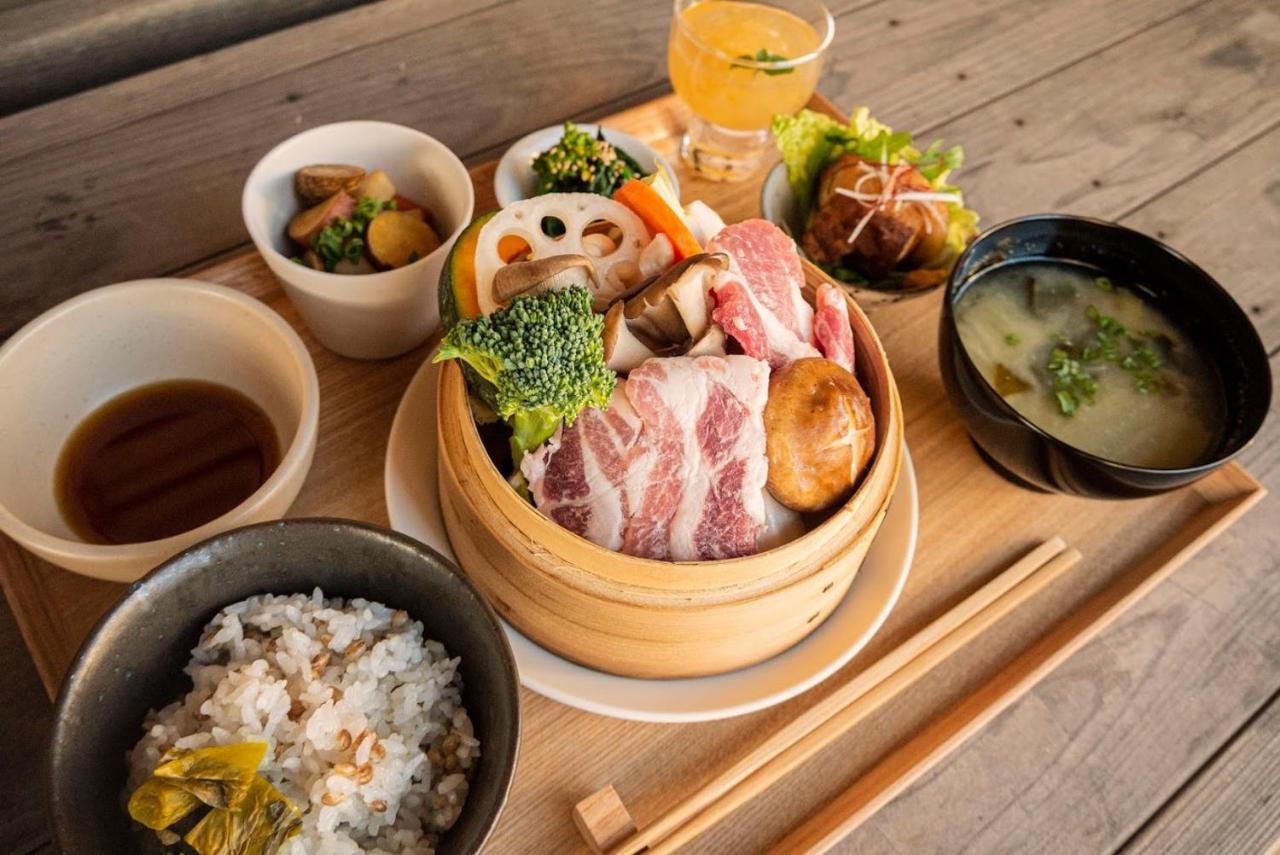 Hostel & Tatami Bar Uchikobare -内子晴れ- Exteriér fotografie
